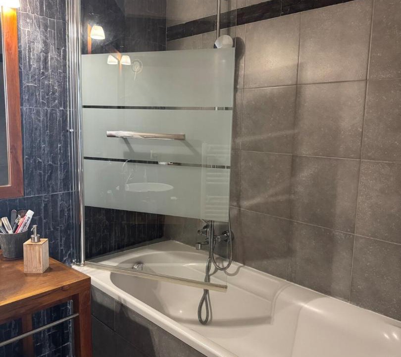 Photo of Bathroom in Quartier du Port