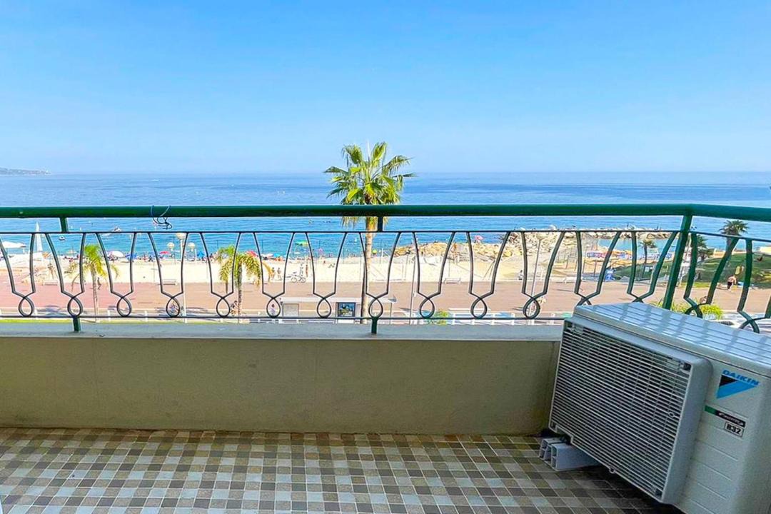 Photo of Patio Balcony in La Californie