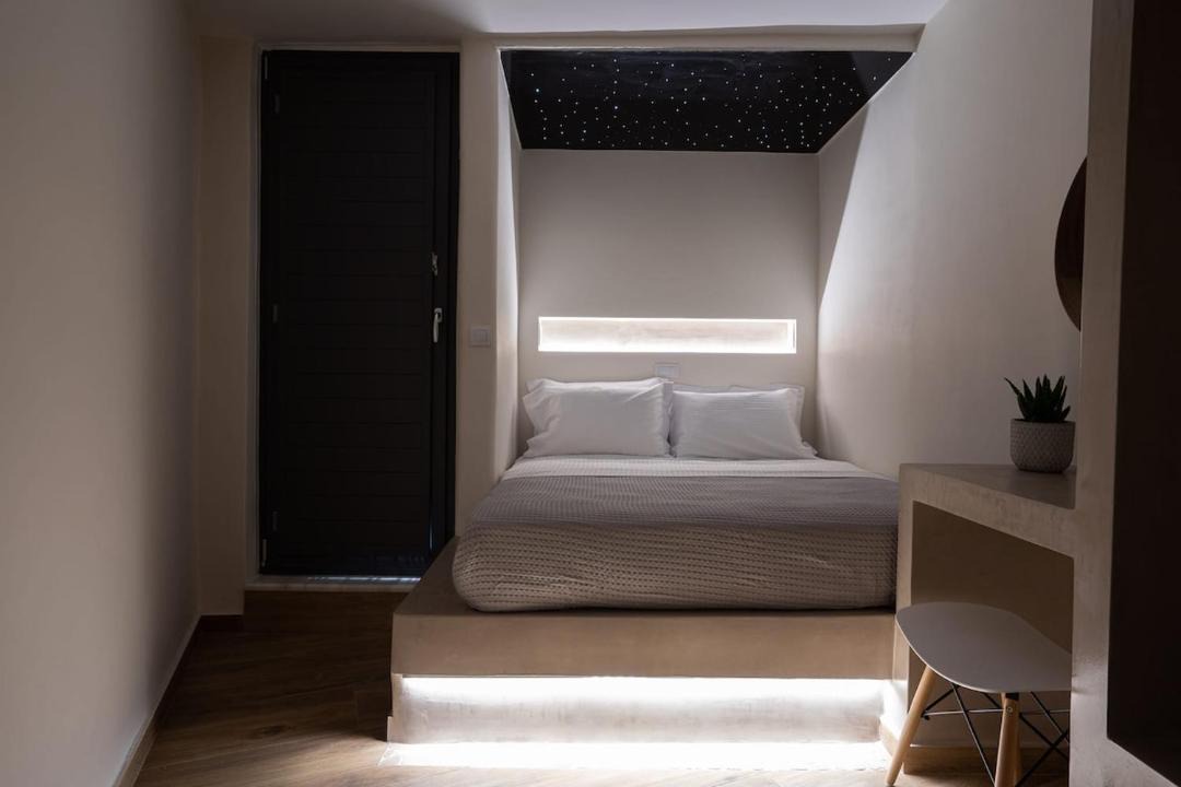 Photo of Bedroom in Emporio