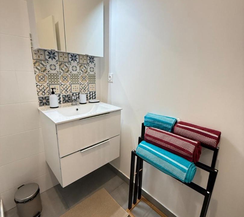 Photo of Bathroom in Saint-Roch
