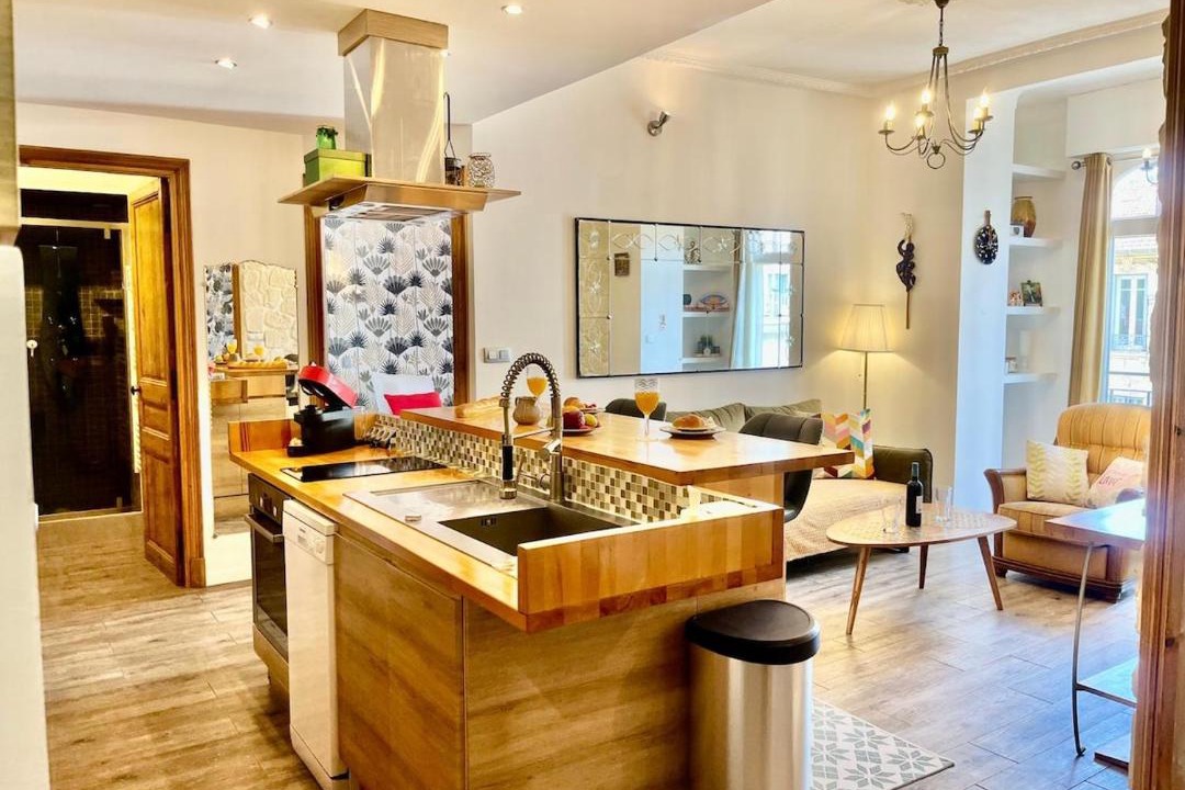 Photo of Kitchen in Vernier