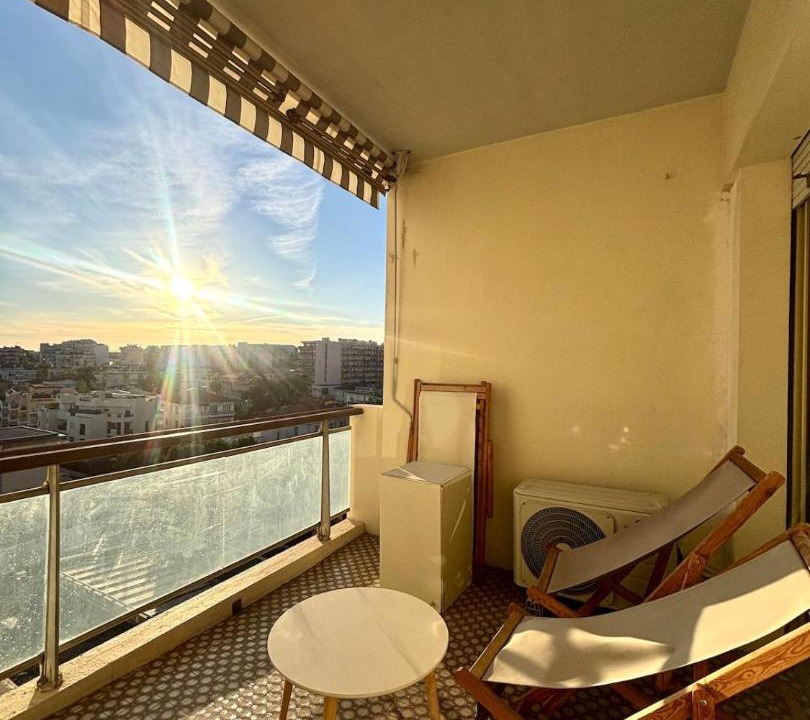 Photo of Patio Balcony in La Californie