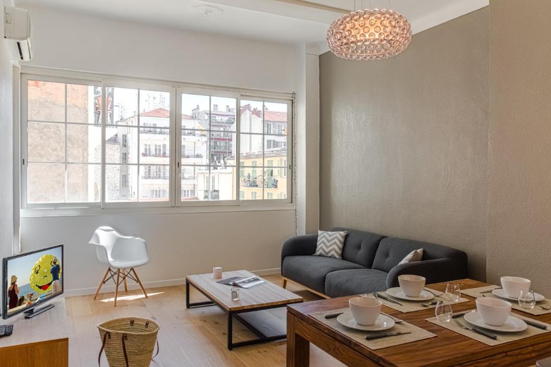 Photo of Livingroom in Liberation