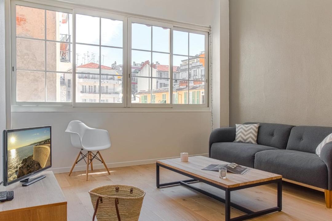 Photo of Livingroom in Liberation