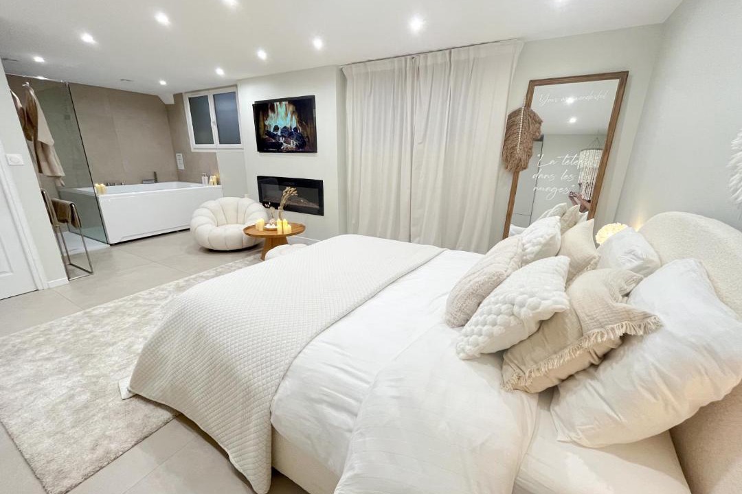 Photo of Bedroom in Juan-les-Pins