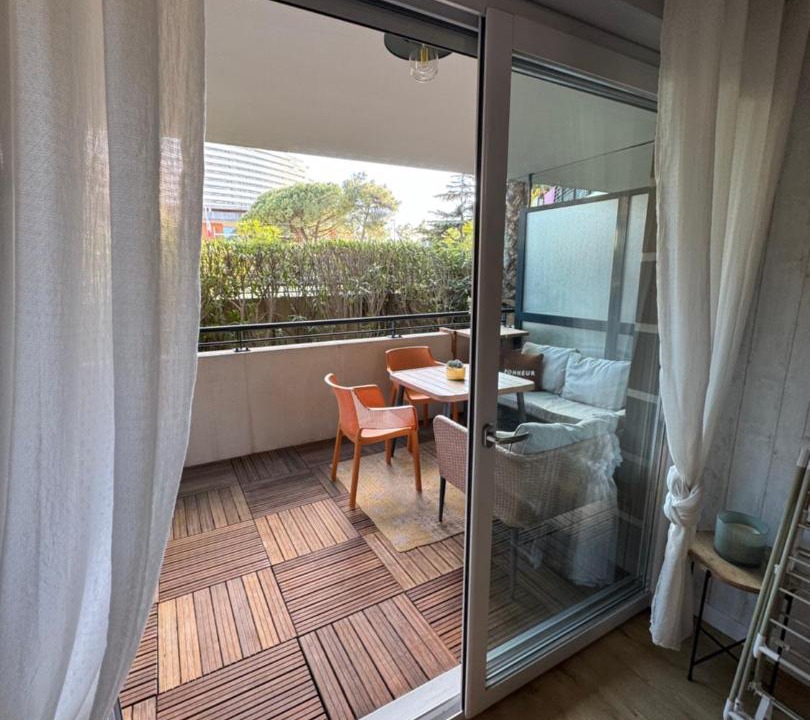 Photo of Patio Balcony in Villeneuve Loubet Beach
