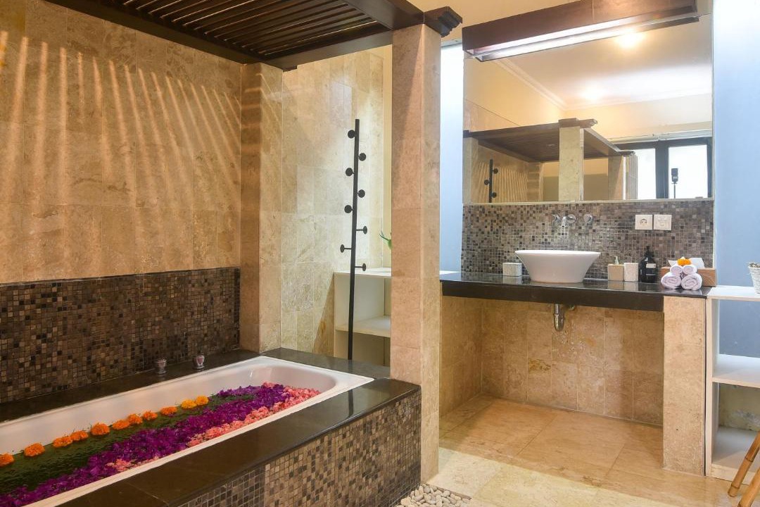 Photo of Bathroom in Tua