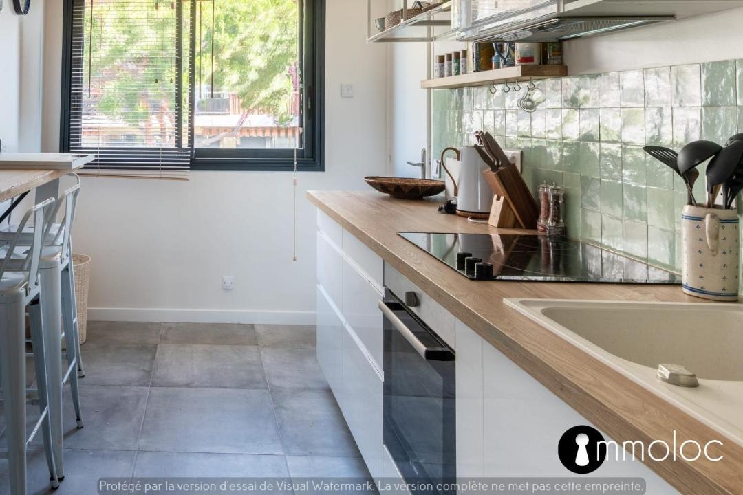 Photo of Kitchen in Saint-Laurent-du-Var