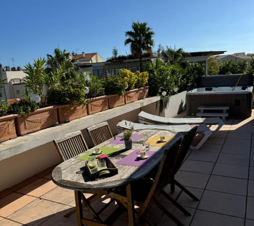Photo of Patio Balcony in Antibes City Centre