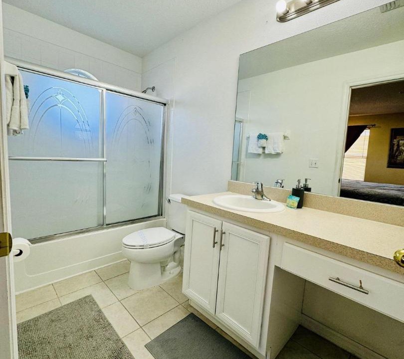 Photo of Bathroom in Seasons