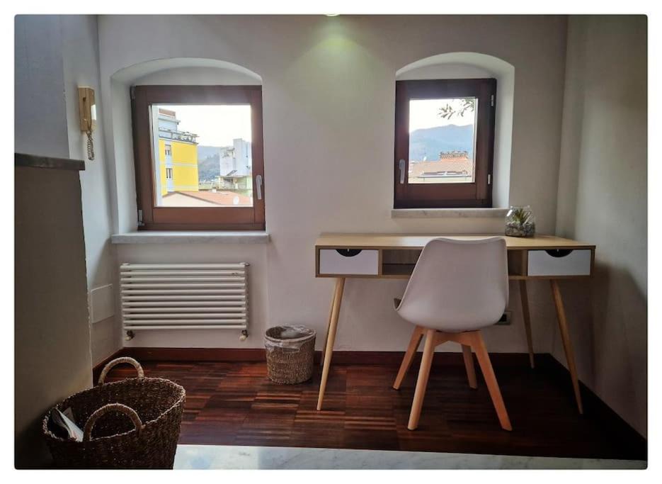 Photo of Others in Carrara