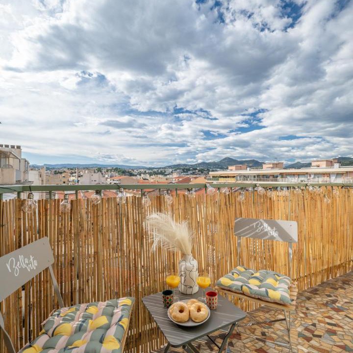 Photo of Patio Balcony in Riquier