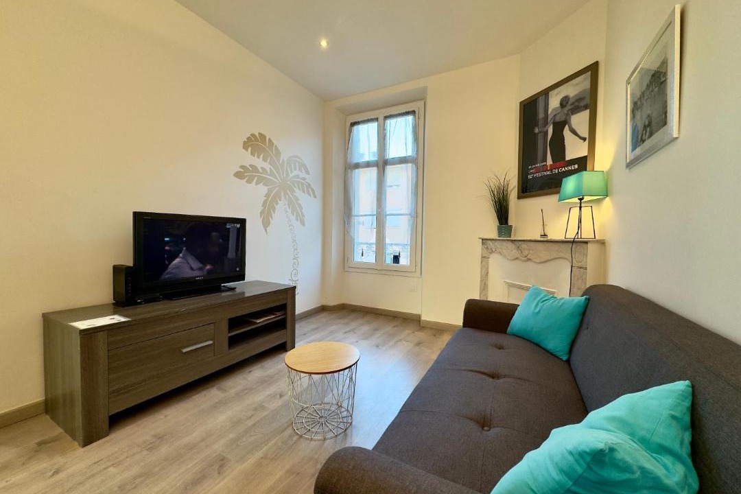 Photo of Livingroom in Cannes Old Town