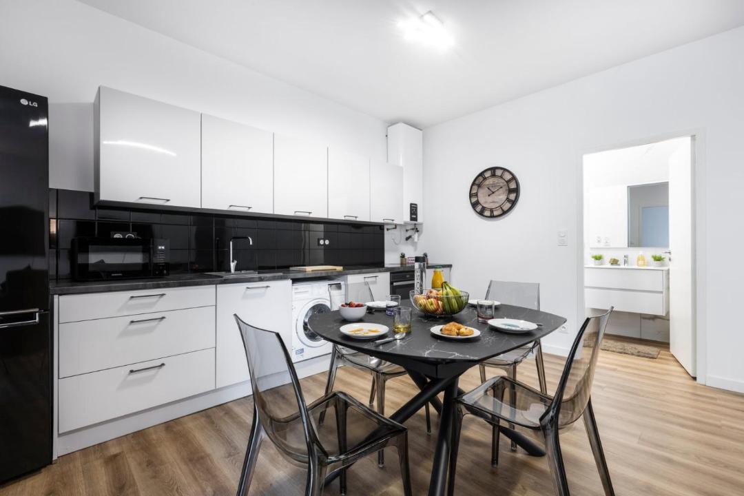 Photo of Kitchen in Prado - Republique