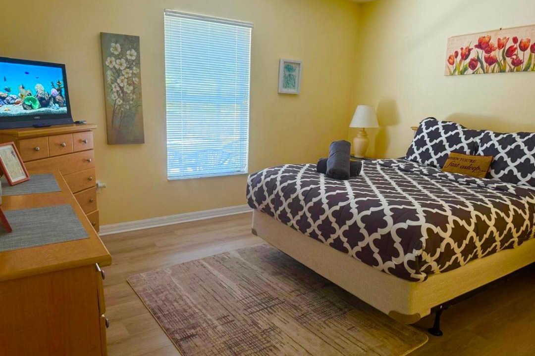 Photo of Bedroom in Lake Wilson Preserve