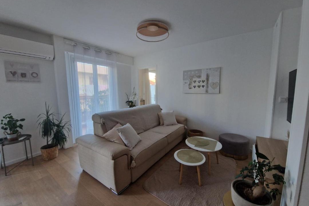 Photo of Livingroom in Saint-Sylvestre
