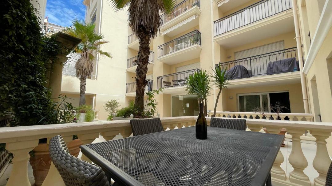Photo of Patio Balcony in Le Suquet