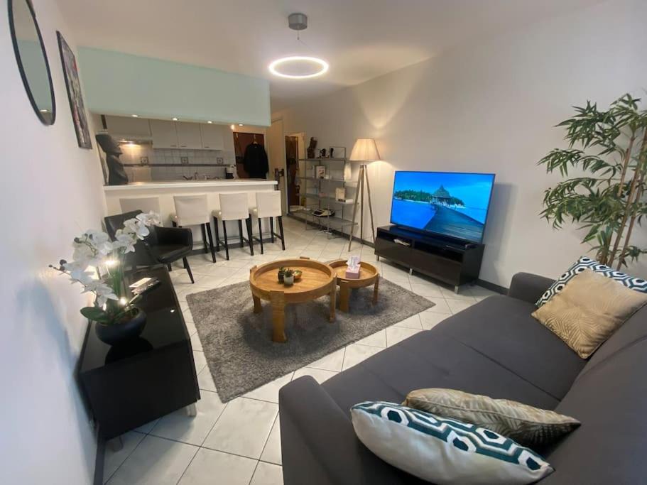 Photo of Livingroom in Liberation
