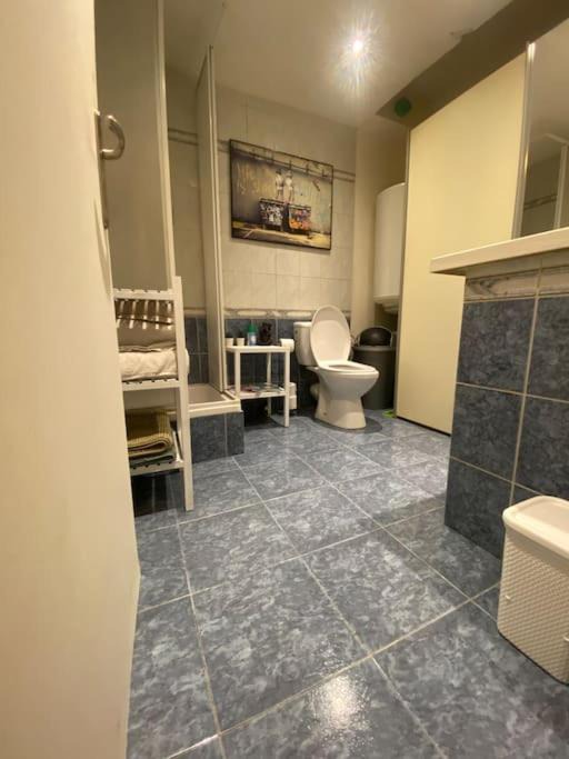 Photo of Bathroom in Liberation