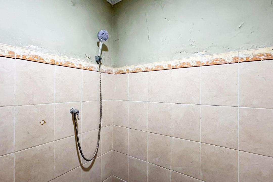 Photo of Bathroom in Cokroaminto