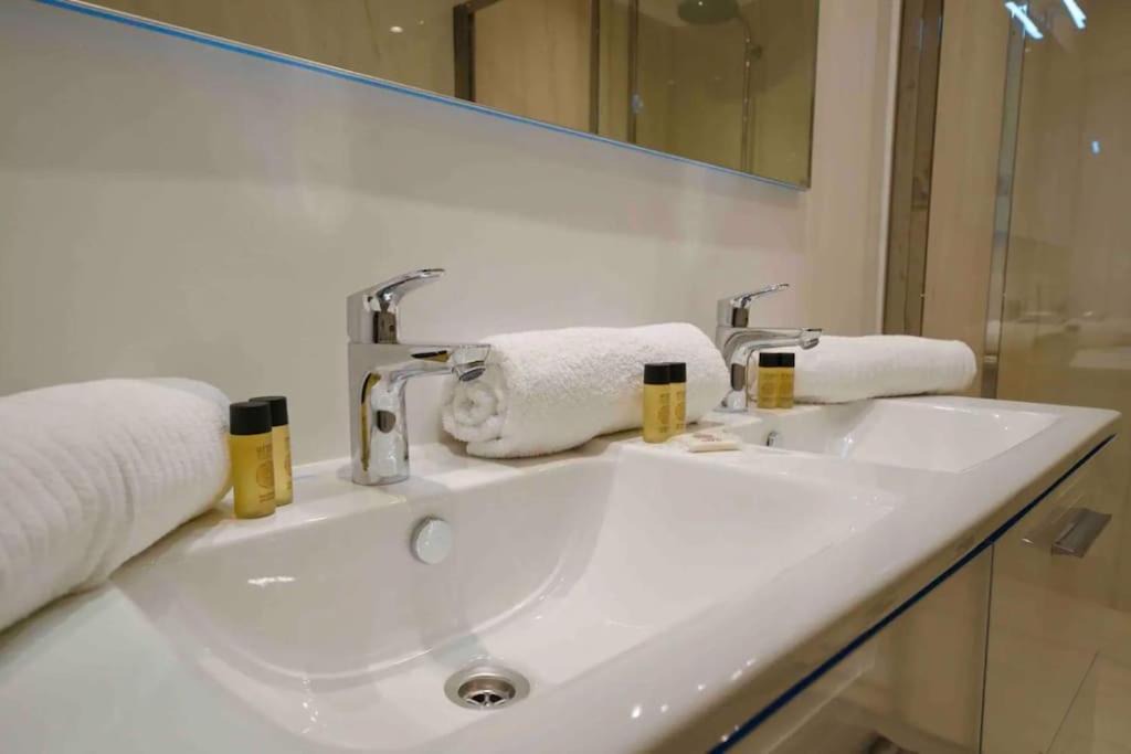 Photo of Bathroom in Saint-Roch