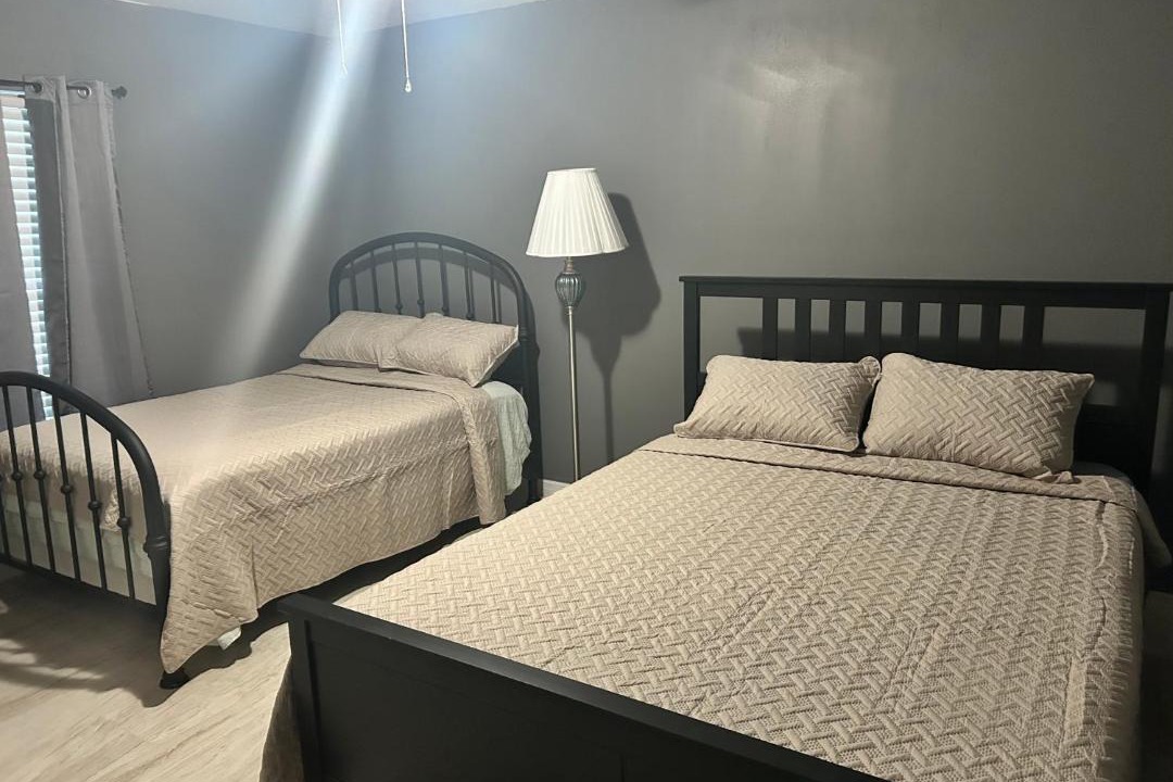 Photo of Bedroom in Pine Castle