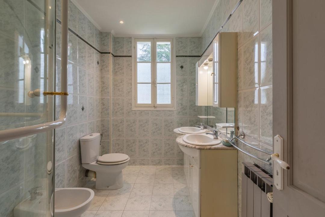 Photo of Bathroom in Saint-Laurent-du-Var