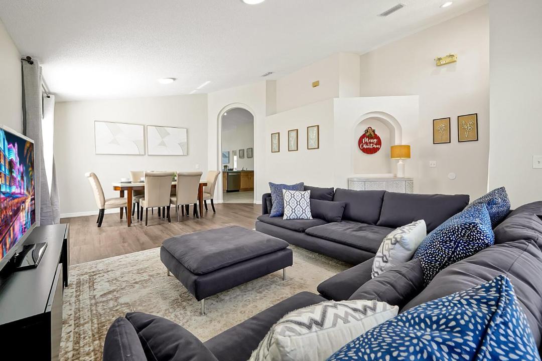Photo of Livingroom in Lake Berkley