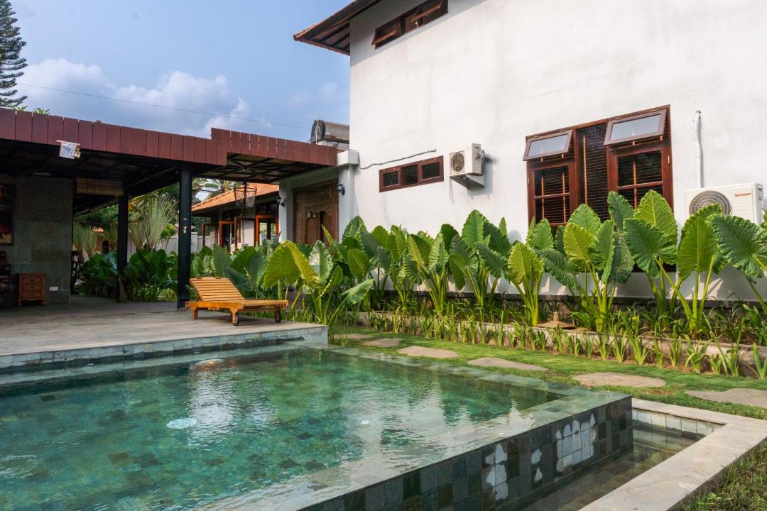 Photo of Others in Bukti