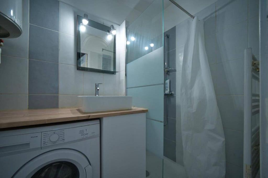 Photo of Bathroom in Vernier