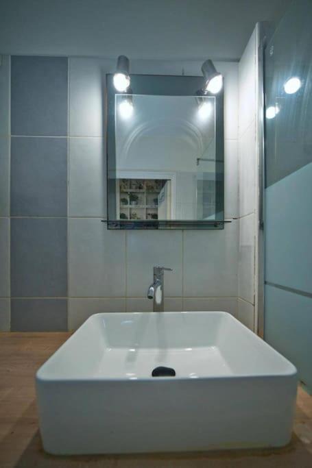 Photo of Bathroom in Vernier