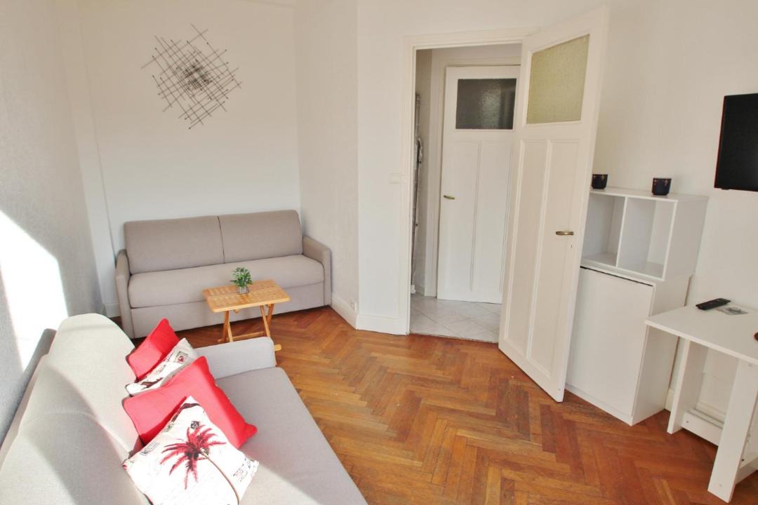Photo of Livingroom in Musicians Quarter