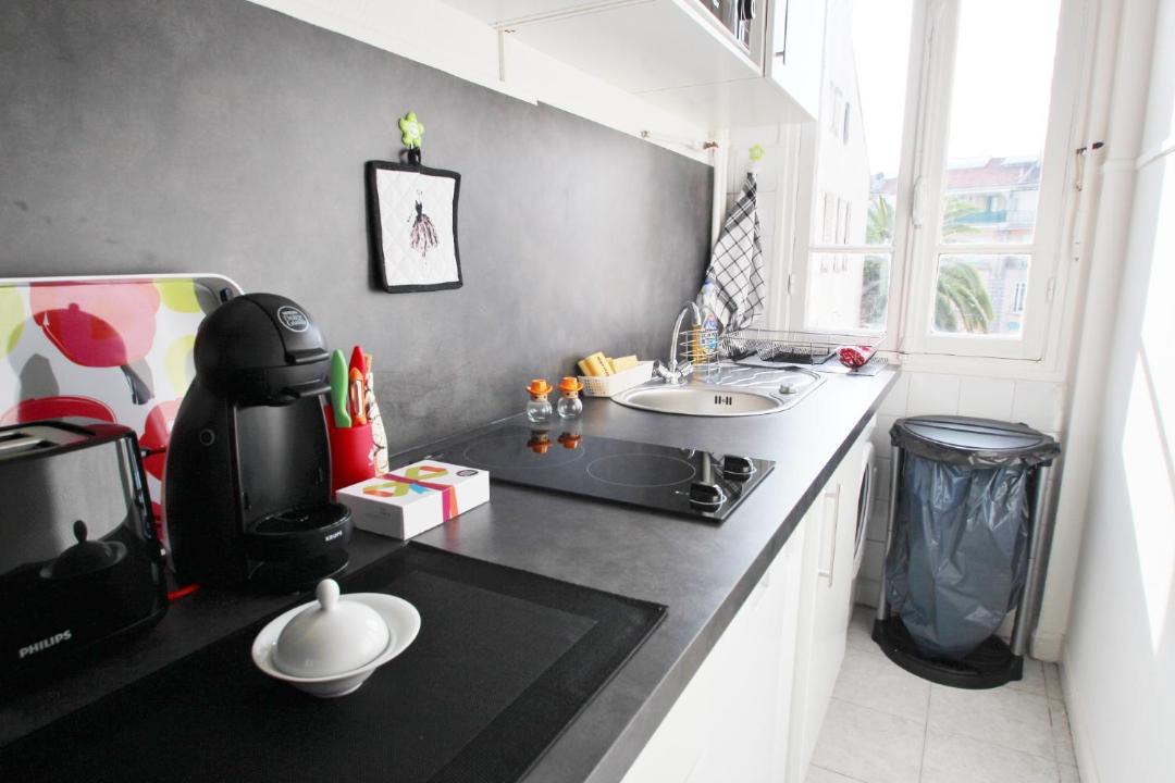 Photo of Livingroom in Musicians Quarter