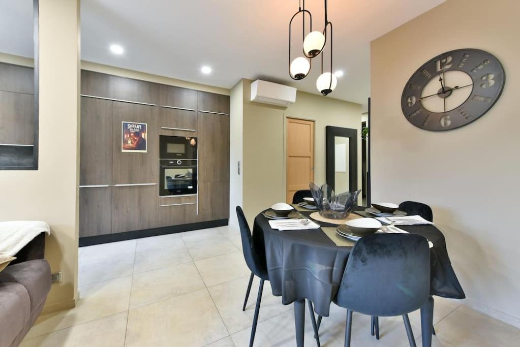 Photo of Kitchen in Liberation