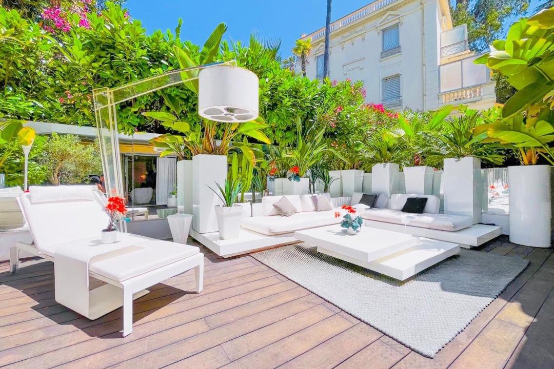 Photo of Patio Balcony in California - Pezou
