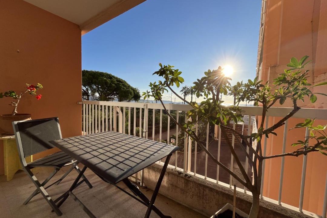 Photo of Patio Balcony in Frejus Plage