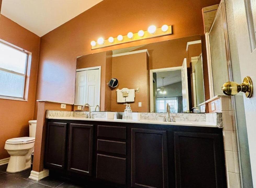 Photo of Bathroom in Eagle Pointe South