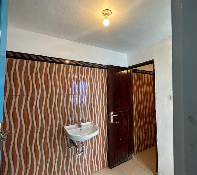 Photo of Bathroom in Waisai