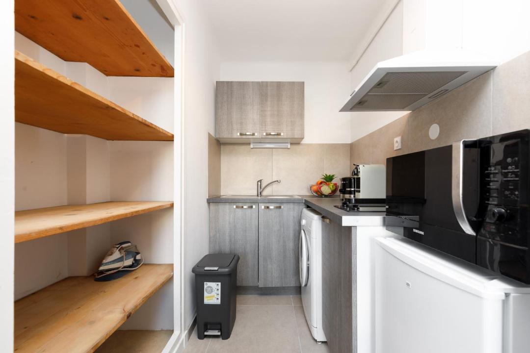 Photo of Kitchen in Prado - Republique