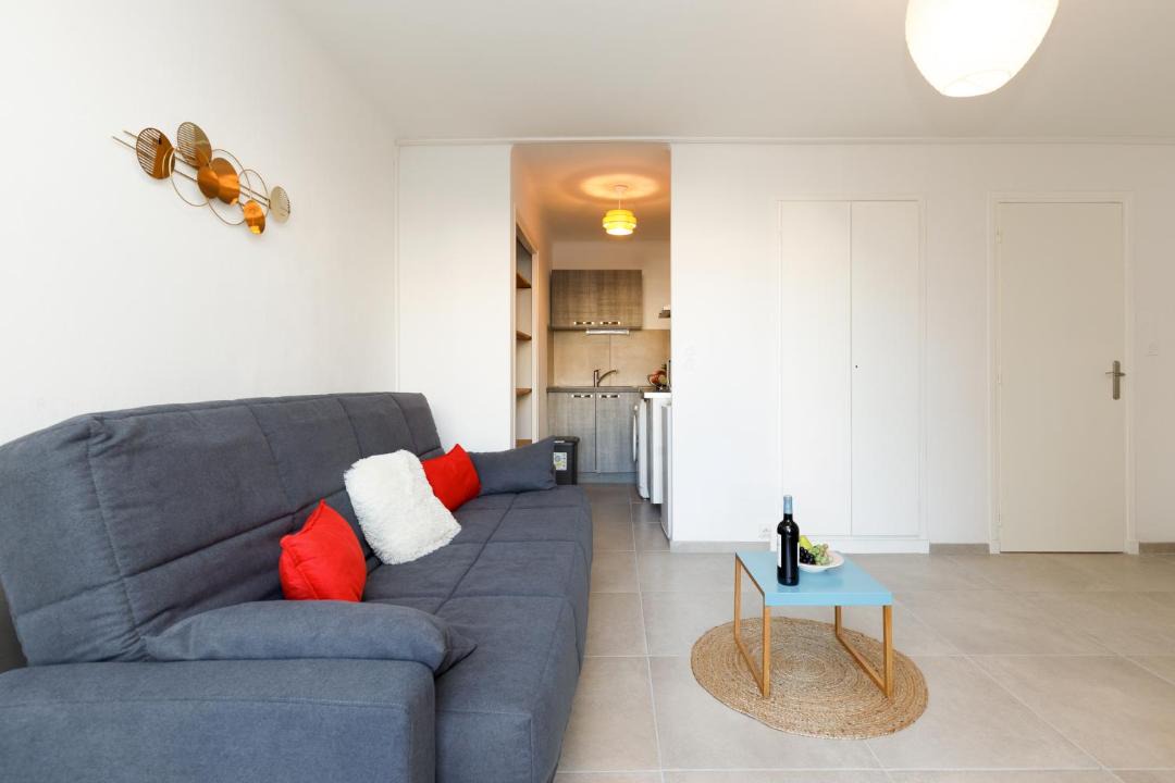 Photo of Livingroom in Prado - Republique
