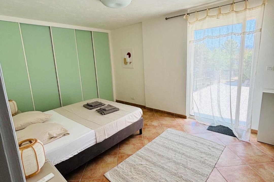 Photo of Bedroom in Saint-Raphael