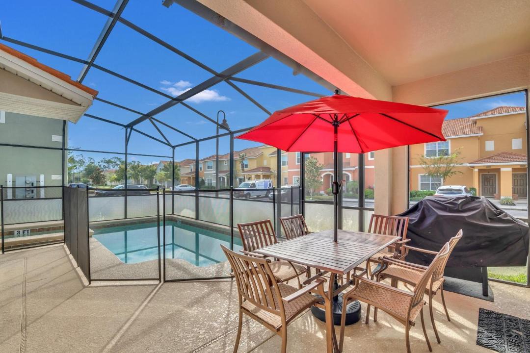 Photo of Patio Balcony in Bay Lake