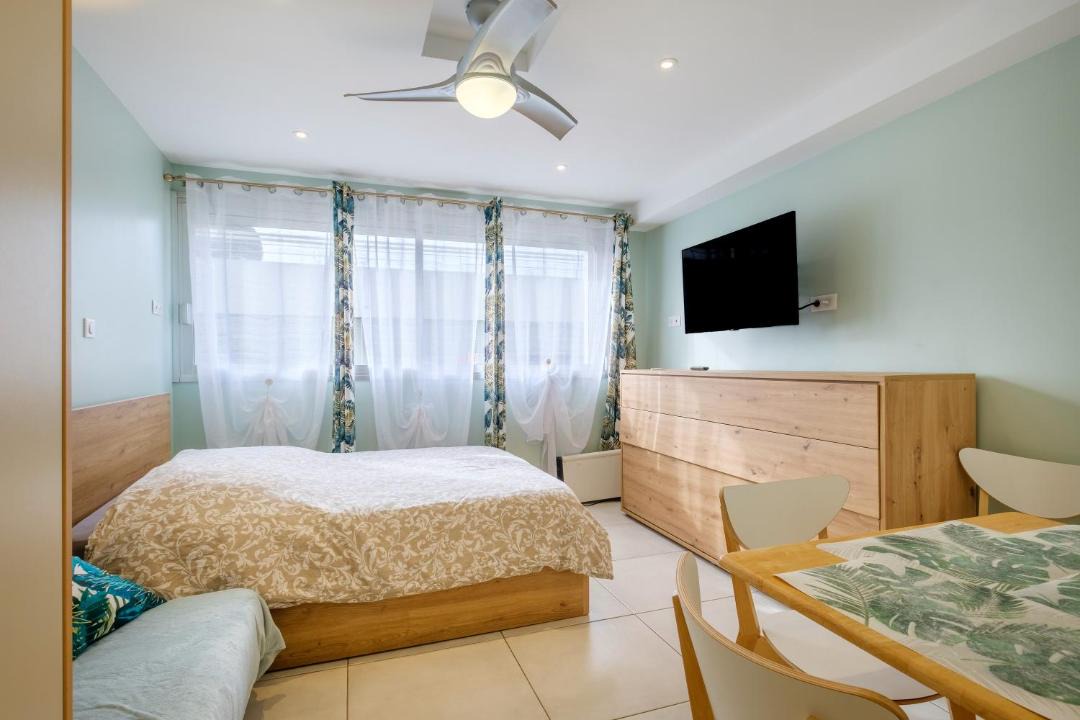Photo of Bedroom in Villeneuve Loubet Beach
