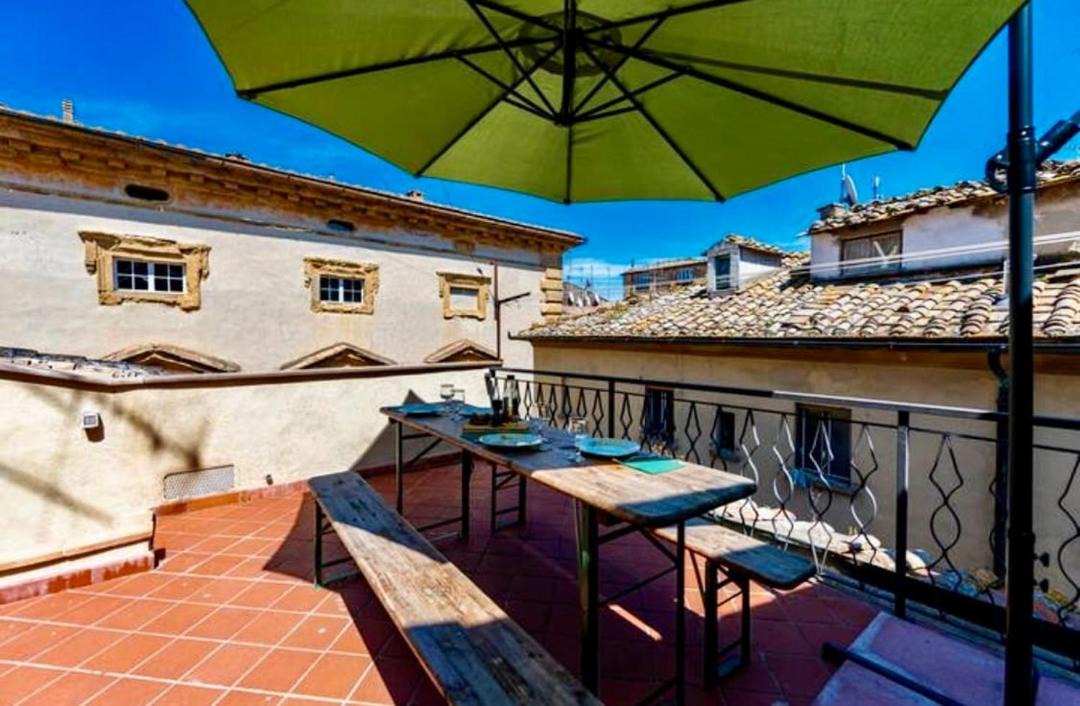 Photo of Patio Balcony in Volterra