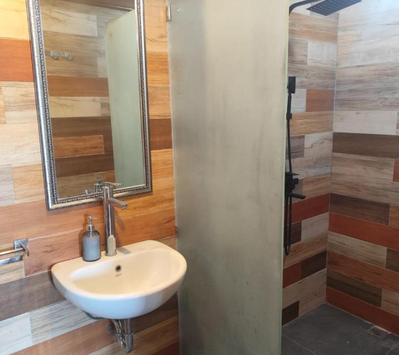 Photo of Bathroom in Kelating