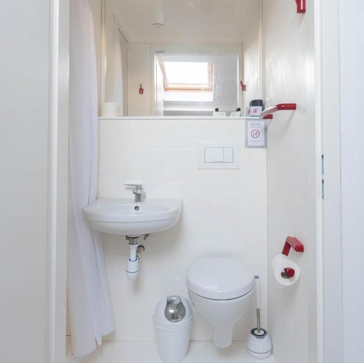 Photo of Bathroom in Lepante Quarter