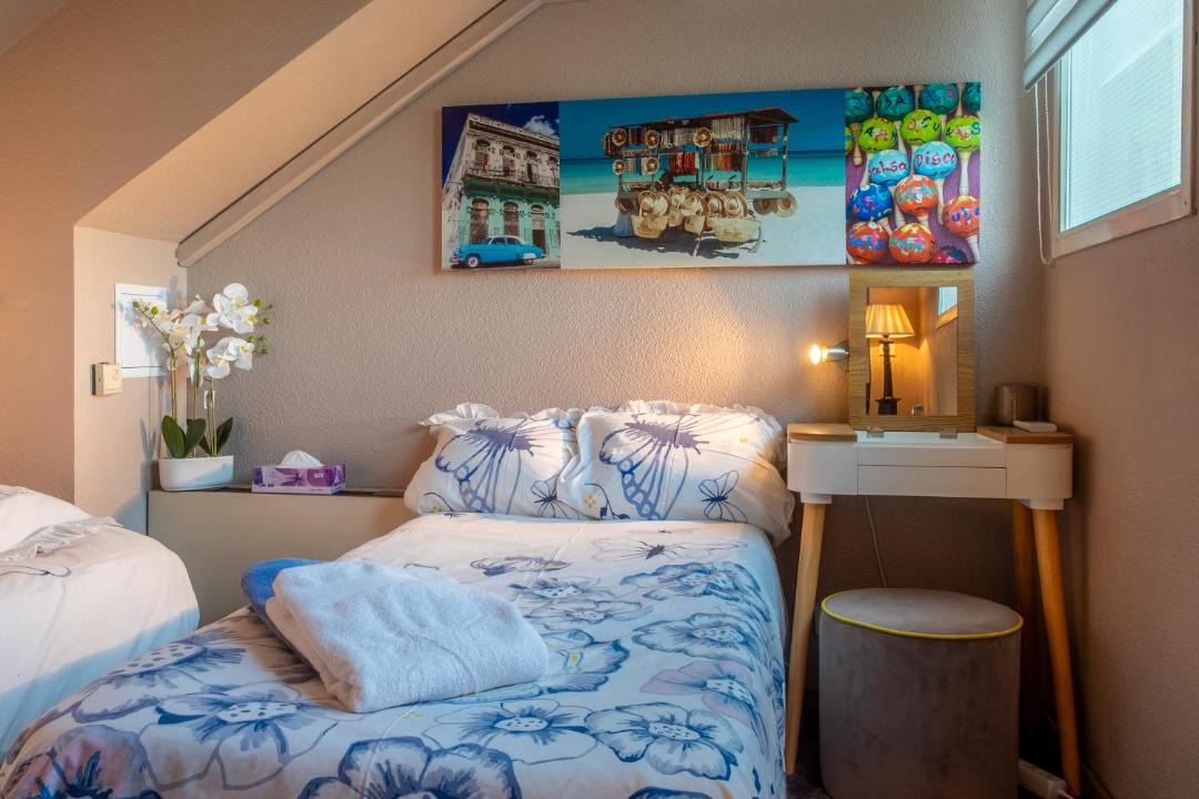 Photo of Bedroom in Cannes Old Town
