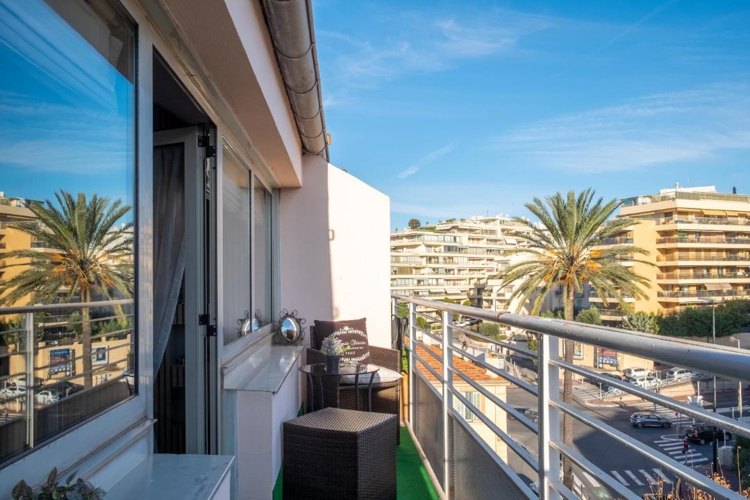 Photo of Patio Balcony in Cannes Old Town