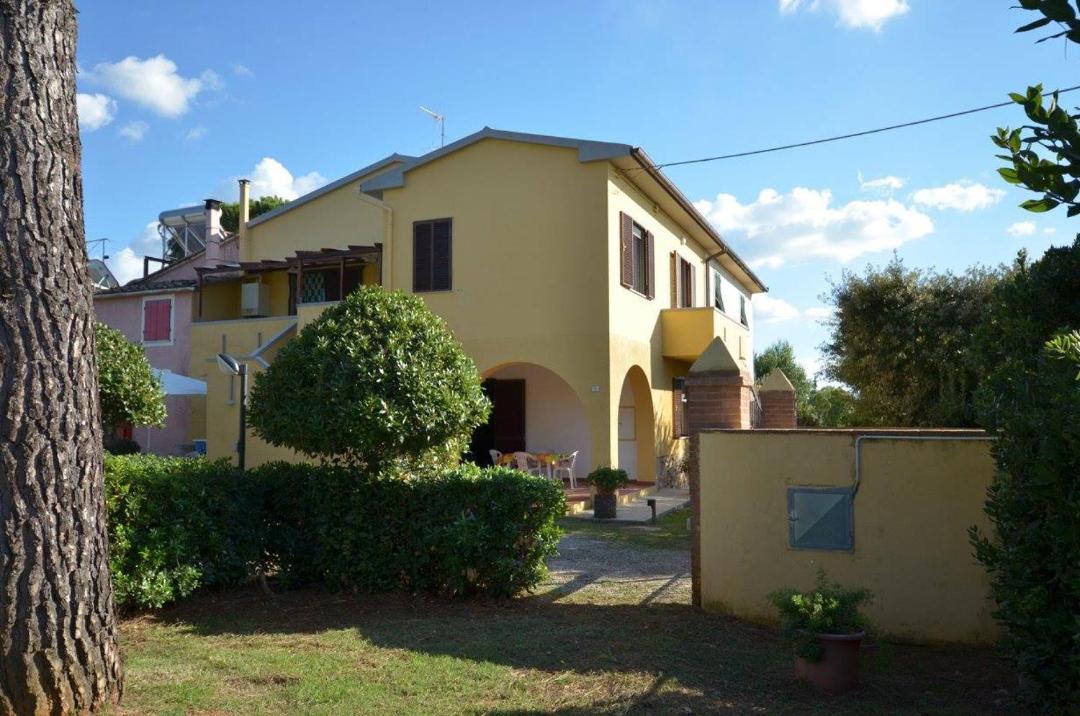 Photo of Others in Cecina