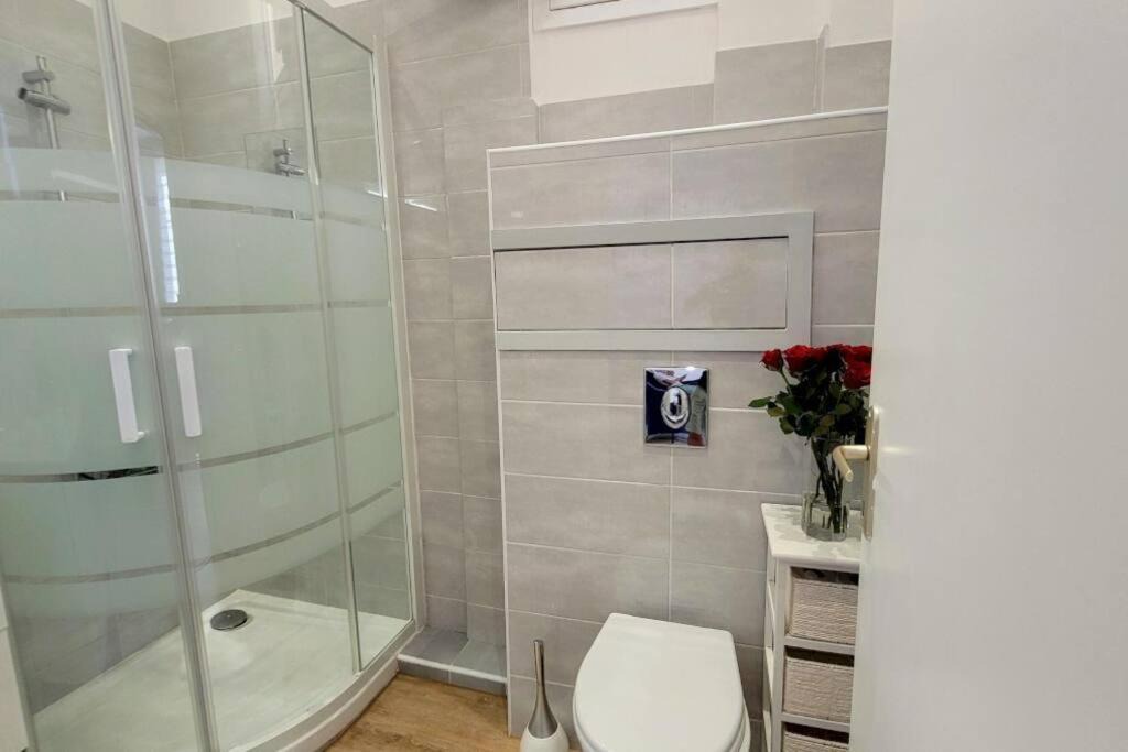 Photo of Bathroom in Quartier du Port